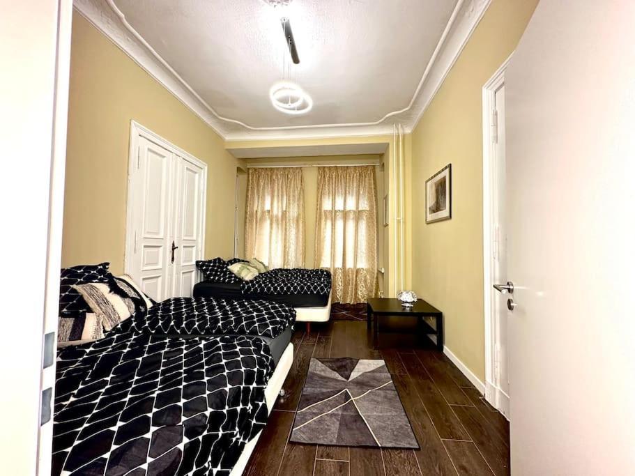 Schoenes Grosses Apartment Im Zentrum Berlins المظهر الخارجي الصورة